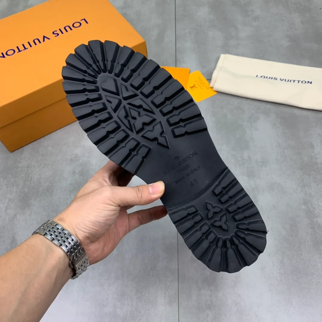 Men's men's shoes💰P620💰[New model]🆘Water-dyed cow lining LV Louis Vuitton business high-top leather shoes, made of original imported Italian 🇮🇹 open-edge bead-rubbed open-edge bead cowhide, full cowhide lining, carefully handmade by professional shoemakers, the original version is specially designed for wear-resistant outsole. Standard code 38-44 burgundy blue🉑️select